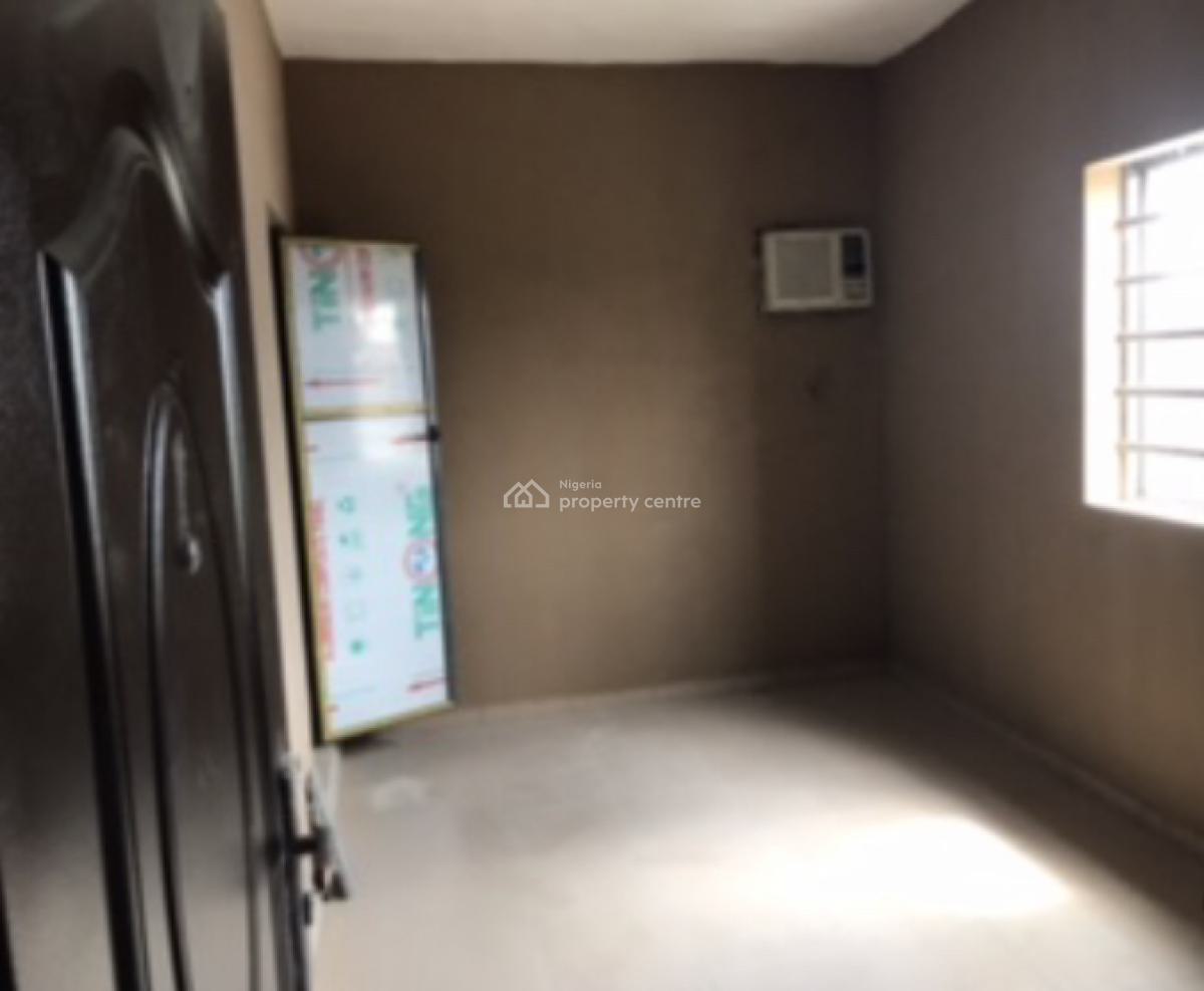 Lovely New Service Selfcontain, Emily, Akoka, Yaba, Lagos, Self Contain (single Rooms) for Rent