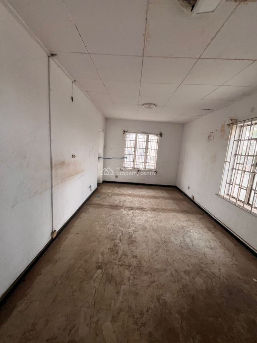 Lovely 4 Bedroom Semi-detached Duplex, Ilupeju, Lagos, Semi-detached Duplex for Rent