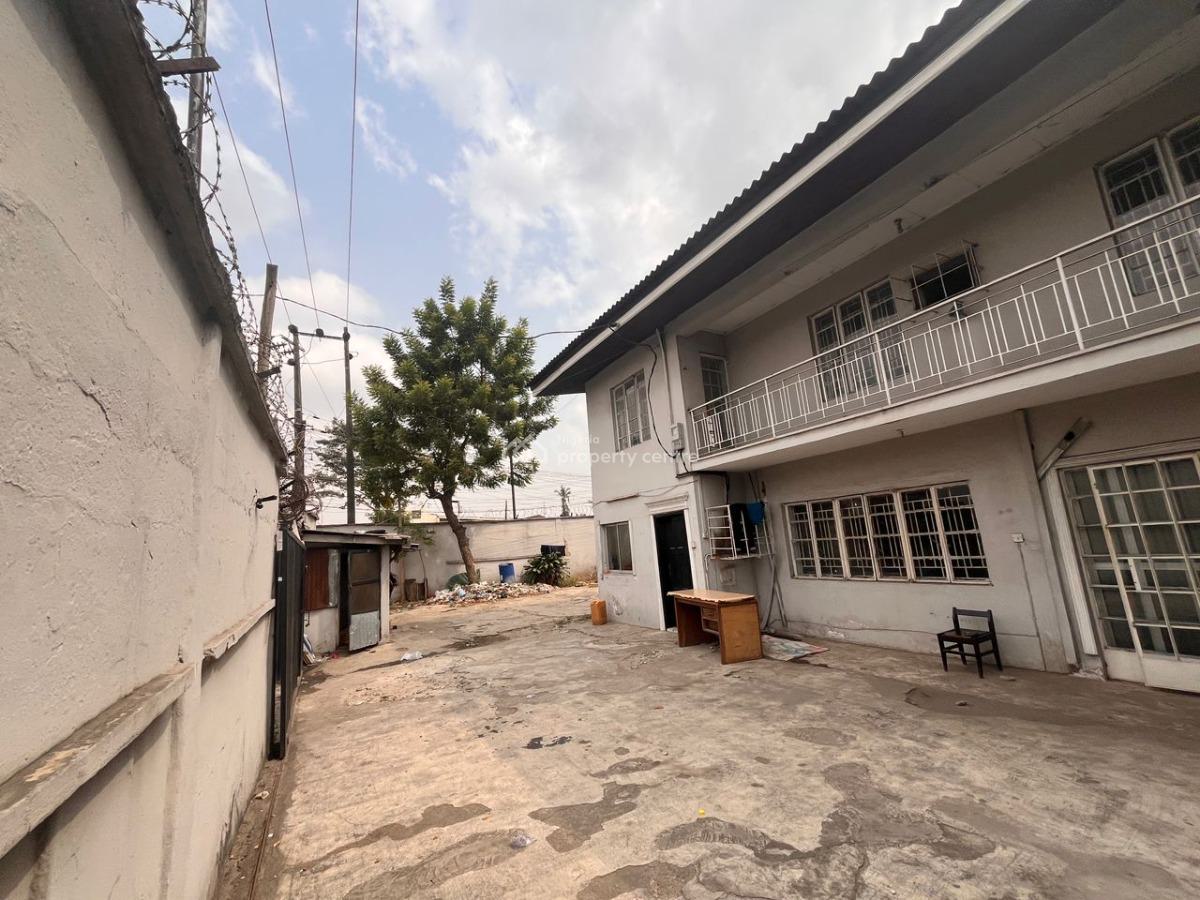 Lovely 4 Bedroom Semi-detached Duplex, Ilupeju, Lagos, Semi-detached Duplex for Rent