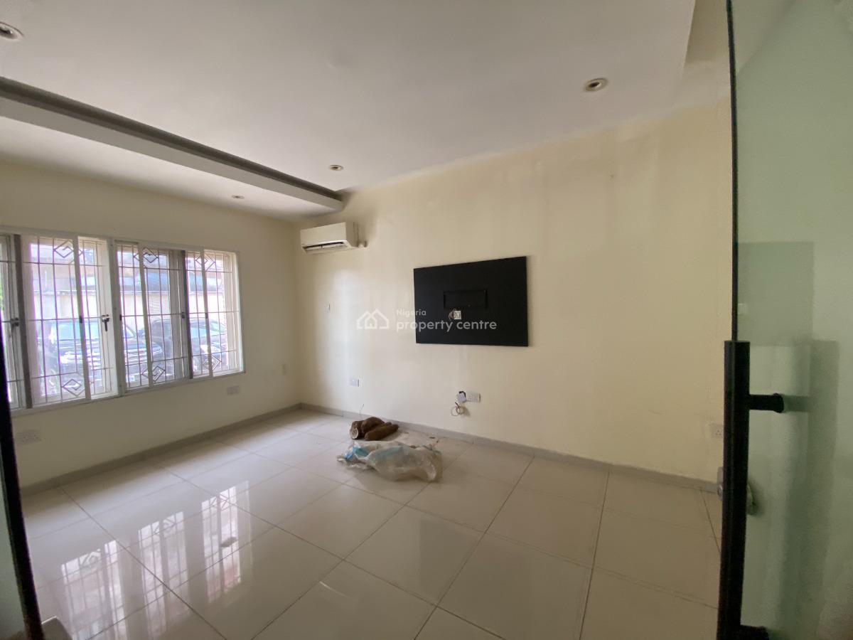 Luxury 4-bedroom Terraced Duplex Office Space., Lekki Phase 1, Lekki, Lagos, Office Space for Rent