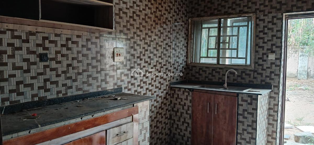 Luxury 3 Bedroom Bungalow, New Site Estate, Lugbe District, Abuja, Flat / Apartment for Rent