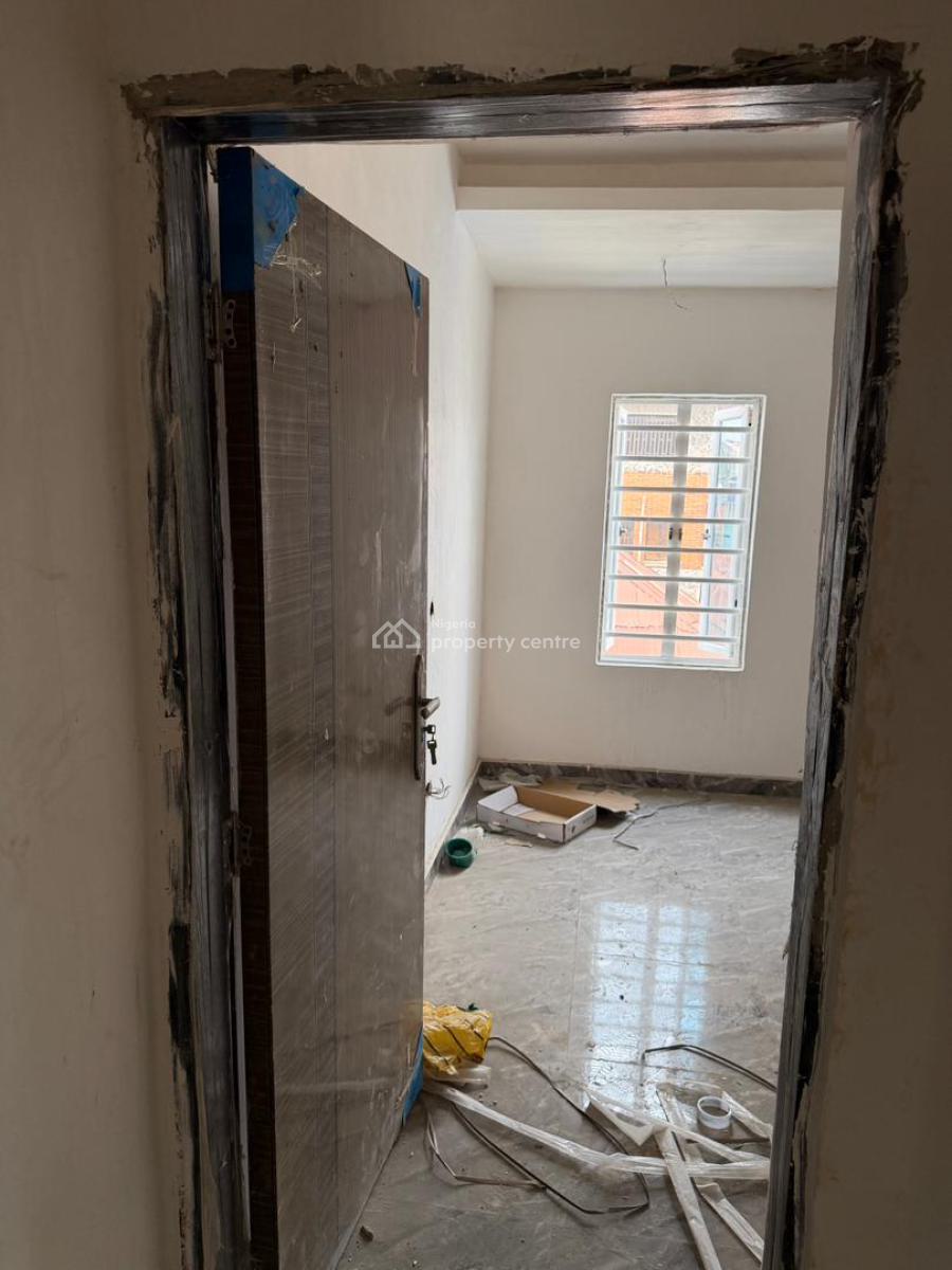 New 2 Bedroom Apartment, Fadeyi, Shomolu, Lagos, Flat / Apartment for Rent