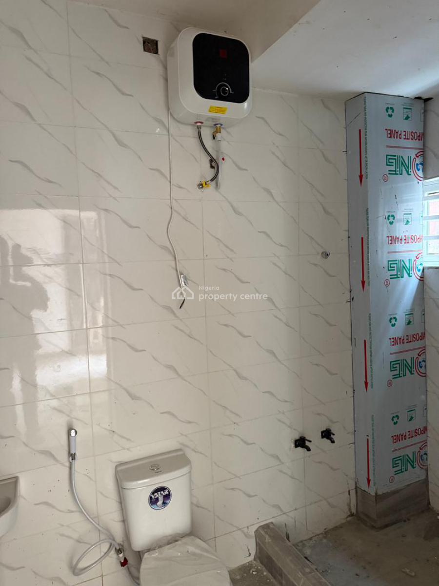 New 2 Bedroom Apartment, Fadeyi, Shomolu, Lagos, Flat / Apartment for Rent