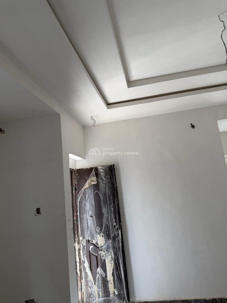 New 2 Bedroom Apartment, Fadeyi, Shomolu, Lagos, Flat / Apartment for Rent