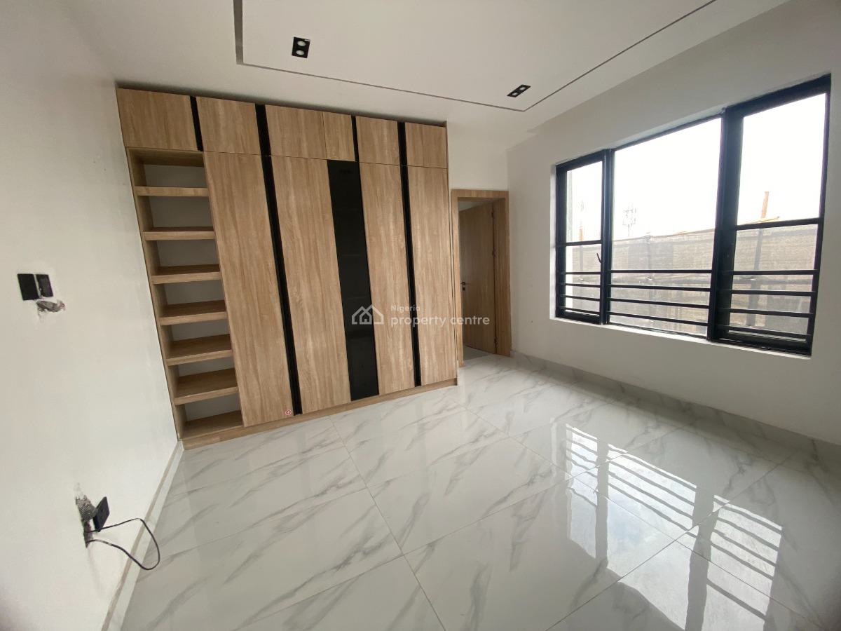 Luxury 2-bedroom Apartment with Bq., Lekki Phase 1, Lekki, Lagos, Flat / Apartment for Sale