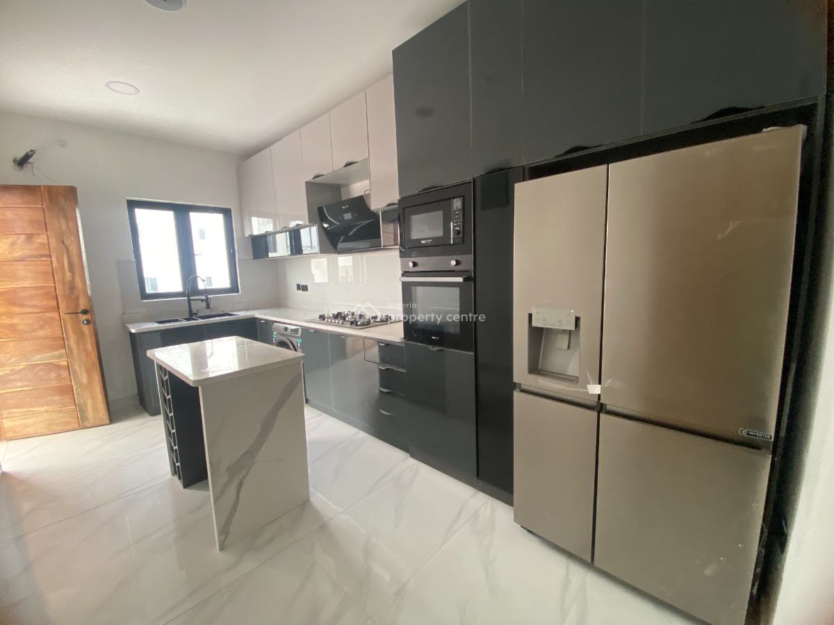 Luxury 2-bedroom Apartment with Bq., Lekki Phase 1, Lekki, Lagos, Flat / Apartment for Sale