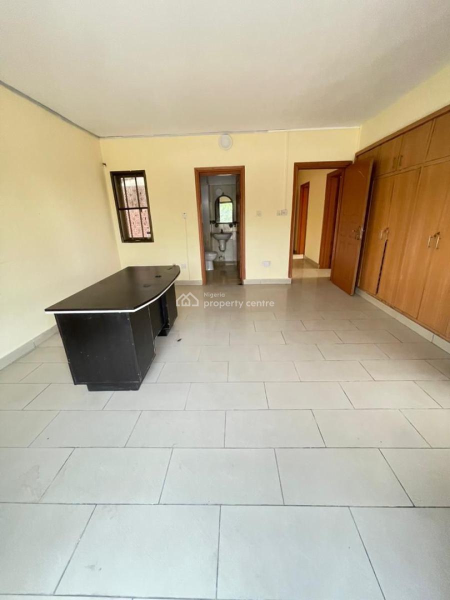Spacious 3 Bedroom Apartment, Victoria Island (vi), Lagos, Flat / Apartment for Rent