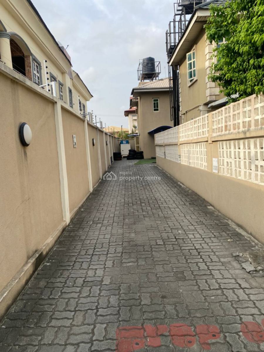 3 Bedroom Flat for Office Use, Off Omonire Johnson Street, Lekki Phase 1, Lekki, Lagos, Office Space for Rent