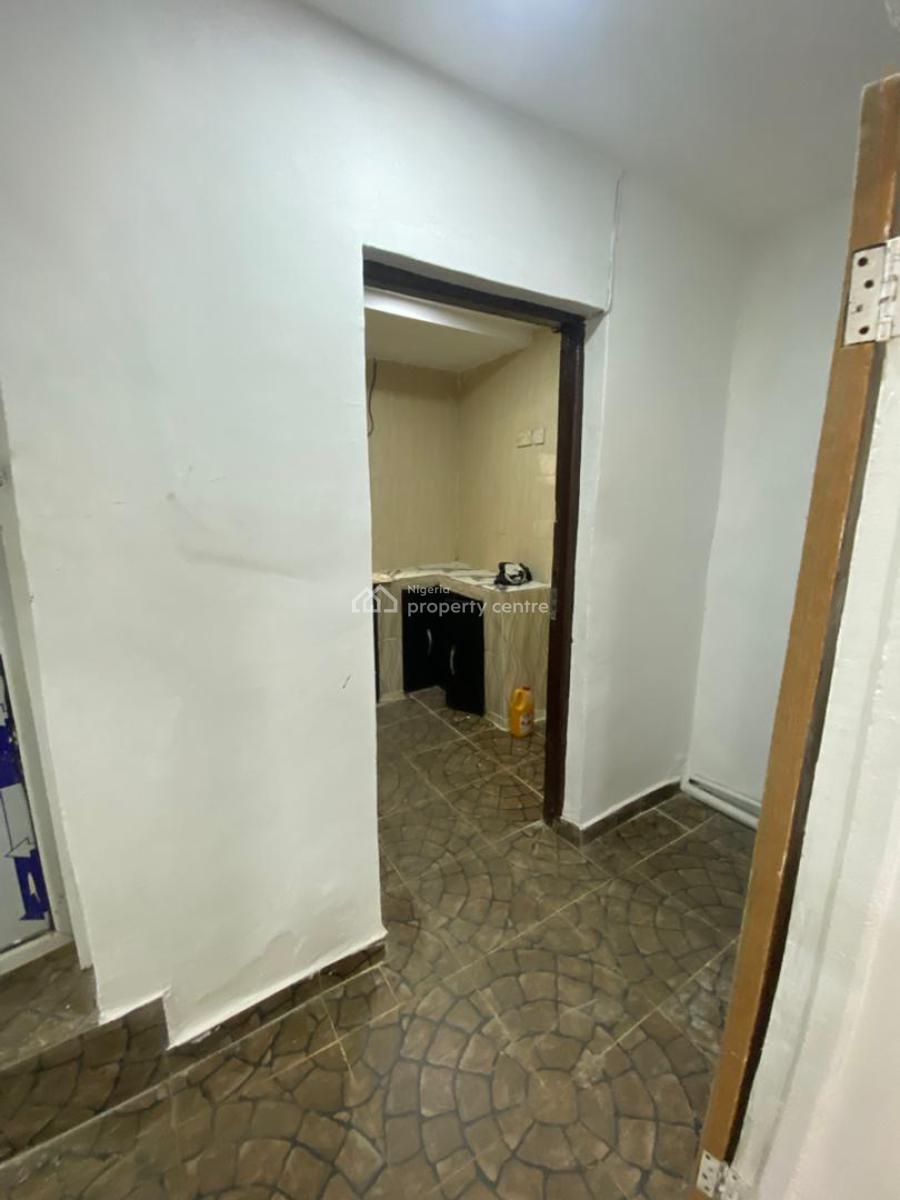 Decent Miniflat, Off Estate Road Alapere, Ogudu, Lagos, Mini Flat (room and Parlour) for Rent