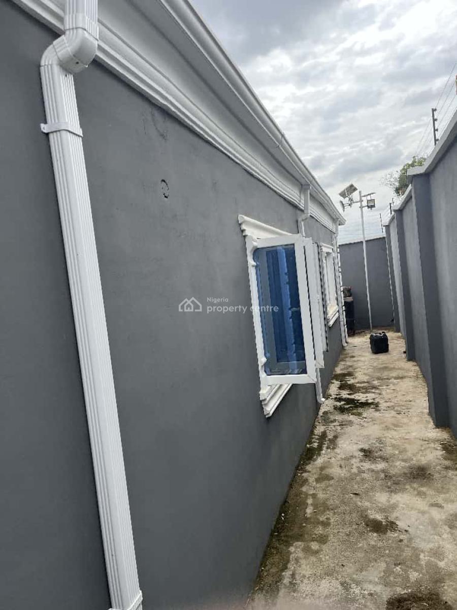 a Fenced and Gated ,modern 3 Bedroom, Papa Oganla, Apata, Ibadan, Oyo, Detached Bungalow for Sale
