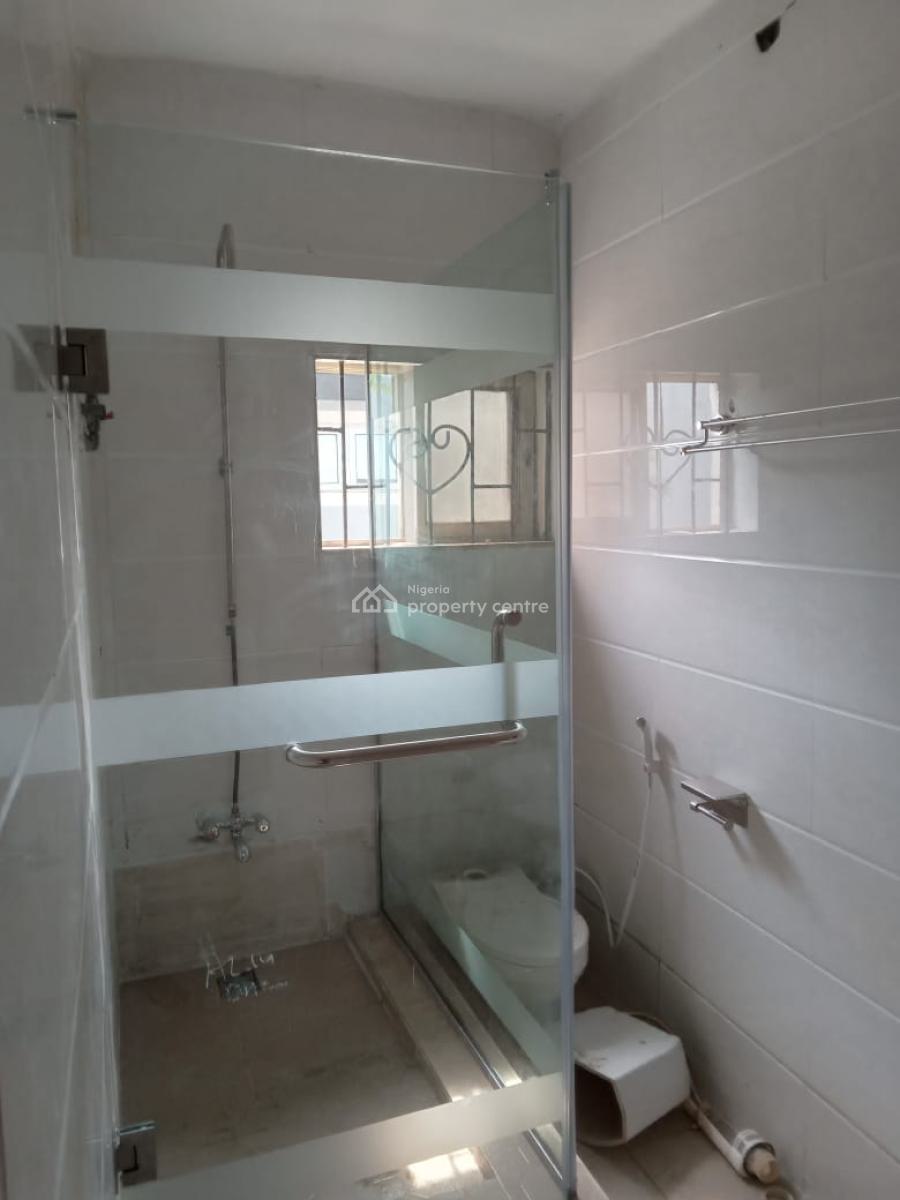 Lovely 3 Bedroom Flat, Magodo, Lagos, Flat / Apartment for Rent