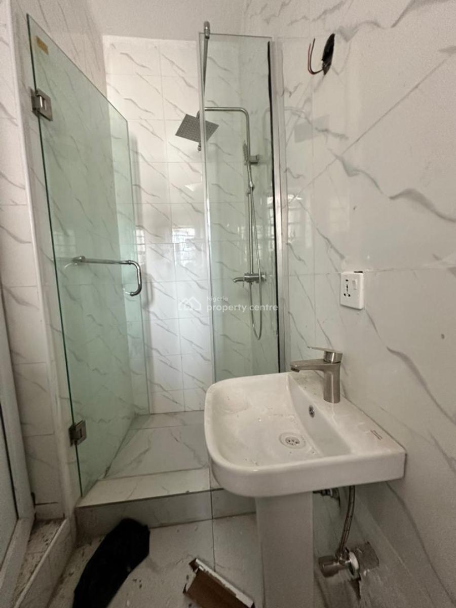 Nicely Built 3 Bedroom Apartment in Ajah ,lekk, Ajah, Lagos, Flat / Apartment for Sale