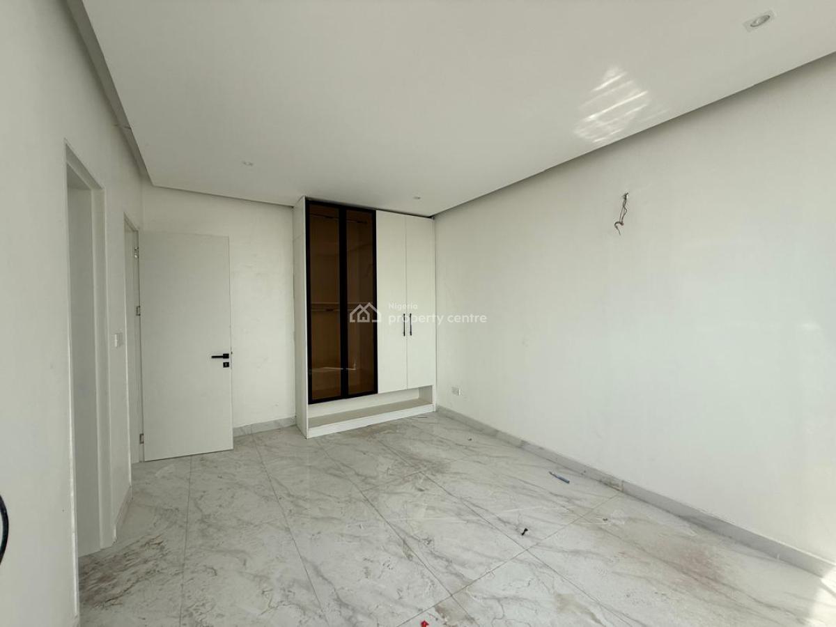 Most Affordable 2 Bedroom Apartment in High Brow Area, Oniru Estate, Victoria Island (vi), Lagos, Flat / Apartment for Sale