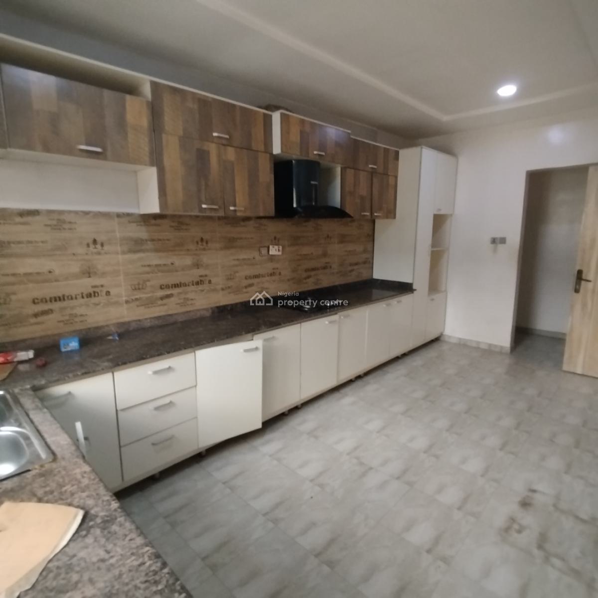 Nice 4 Bedroom Terrace Duplex, Victoria Bay Estate, Royal Pine, Orchid Road, Lekki Expressway, Lekki, Lagos, Terraced Duplex for Rent