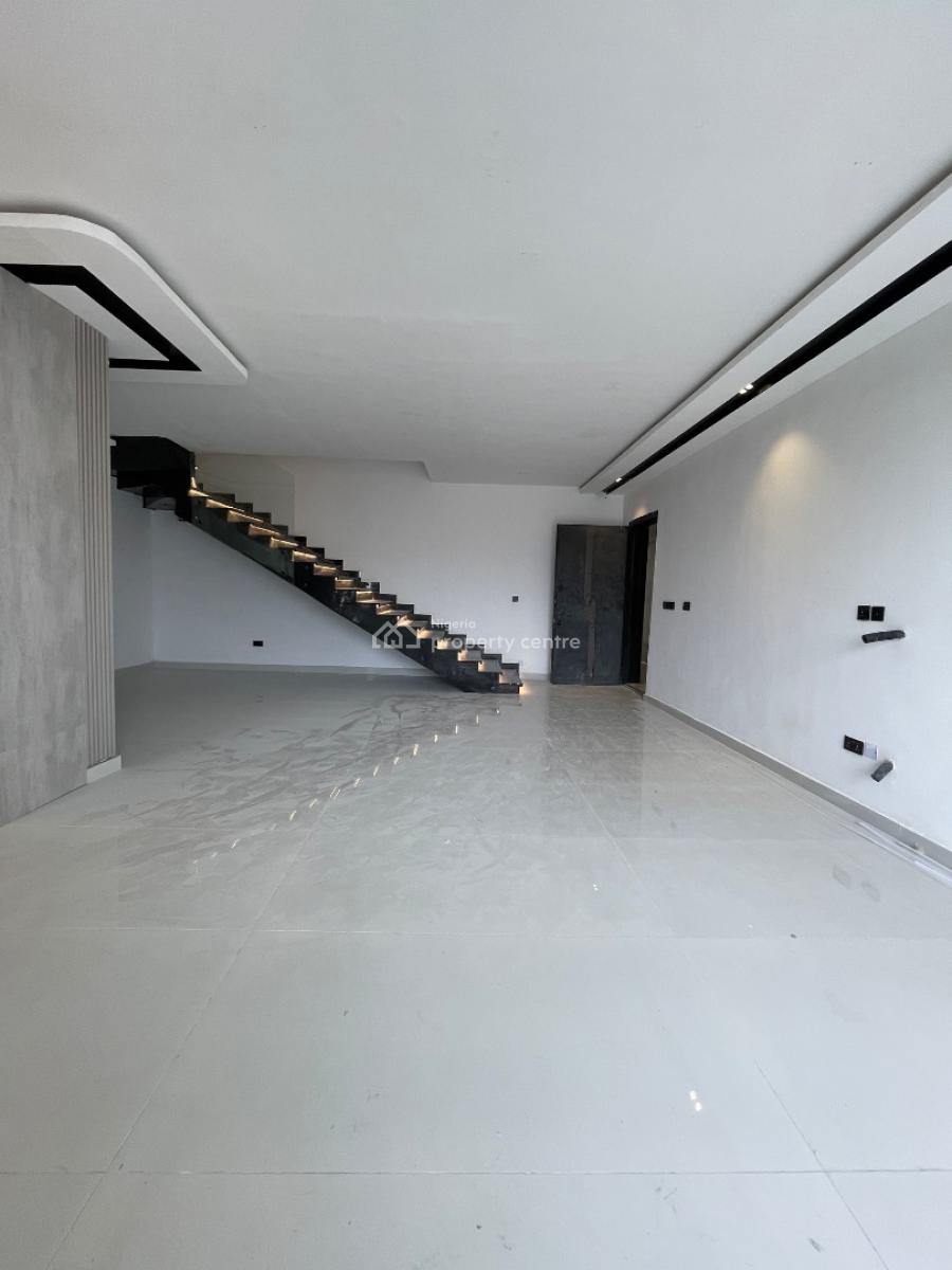 2 Bedroom Maisonette, Lekki Phase 1, Lekki, Lagos, Flat / Apartment for Sale