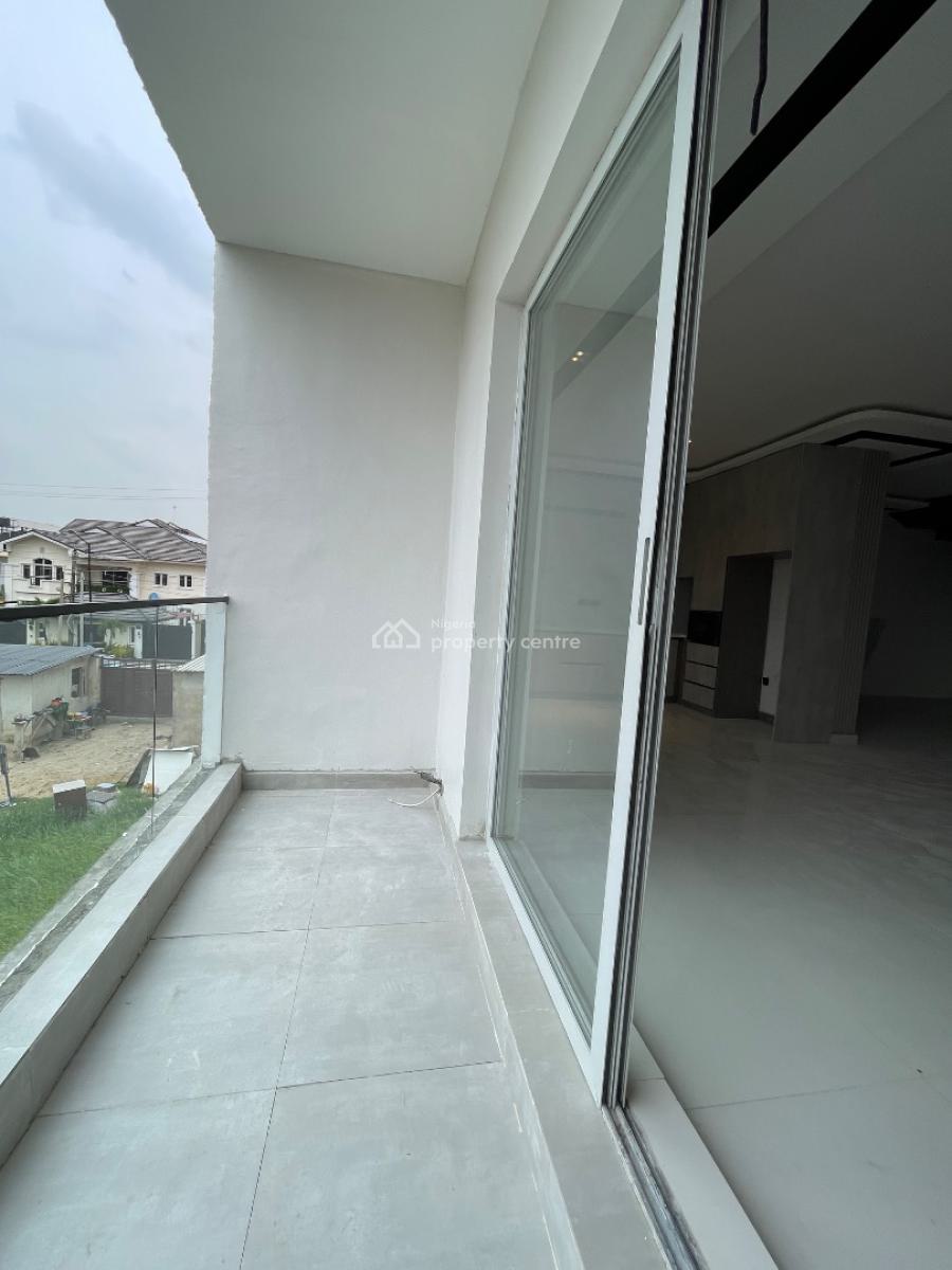 2 Bedroom Maisonette, Lekki Phase 1, Lekki, Lagos, Flat / Apartment for Sale