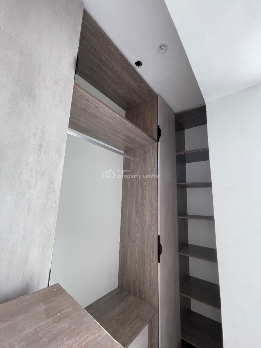 2 Bedroom Maisonette, Lekki Phase 1, Lekki, Lagos, Flat / Apartment for Sale