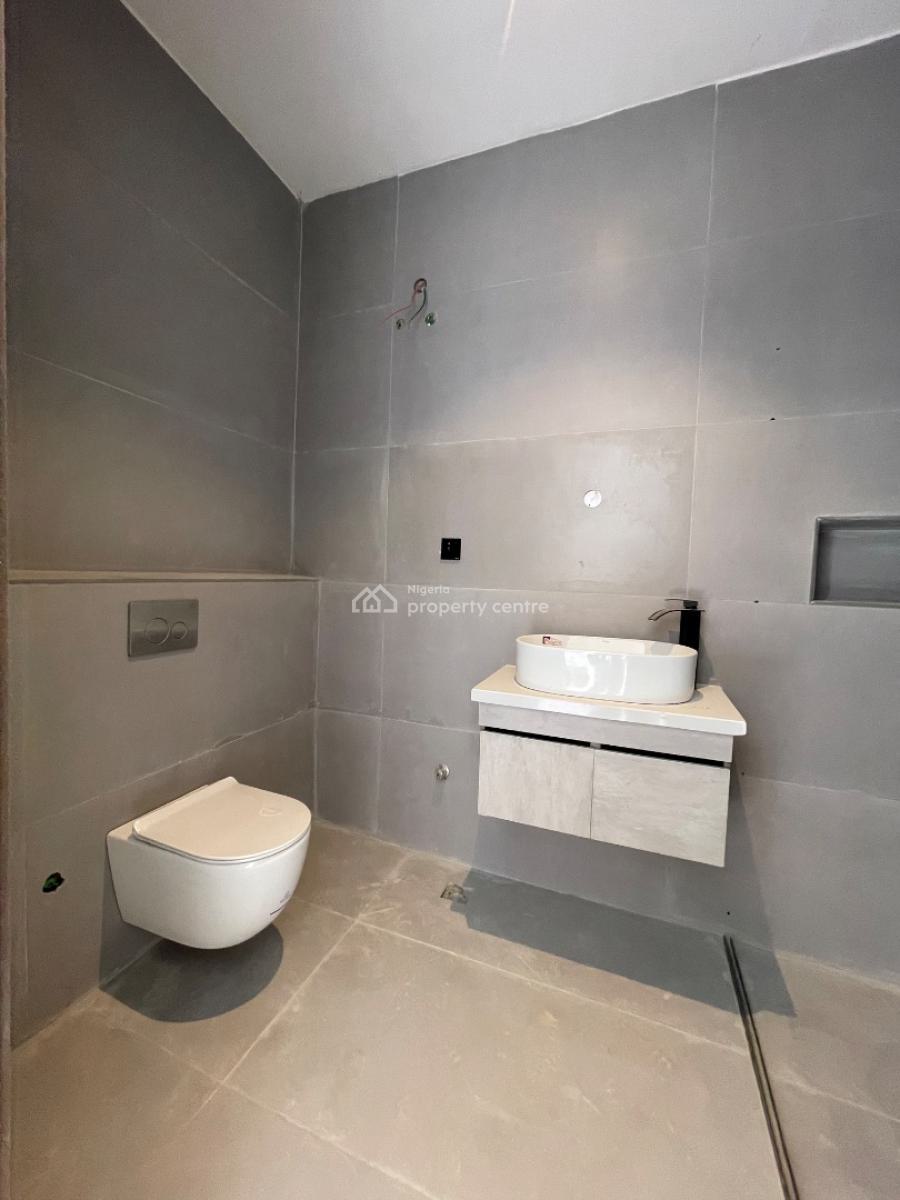 2 Bedroom Maisonette, Lekki Phase 1, Lekki, Lagos, Flat / Apartment for Sale