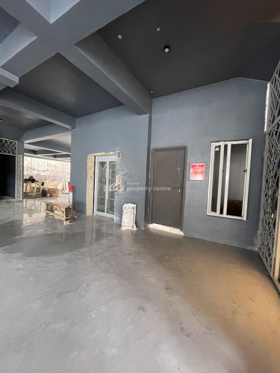 2 Bedroom Maisonette, Lekki Phase 1, Lekki, Lagos, Flat / Apartment for Sale