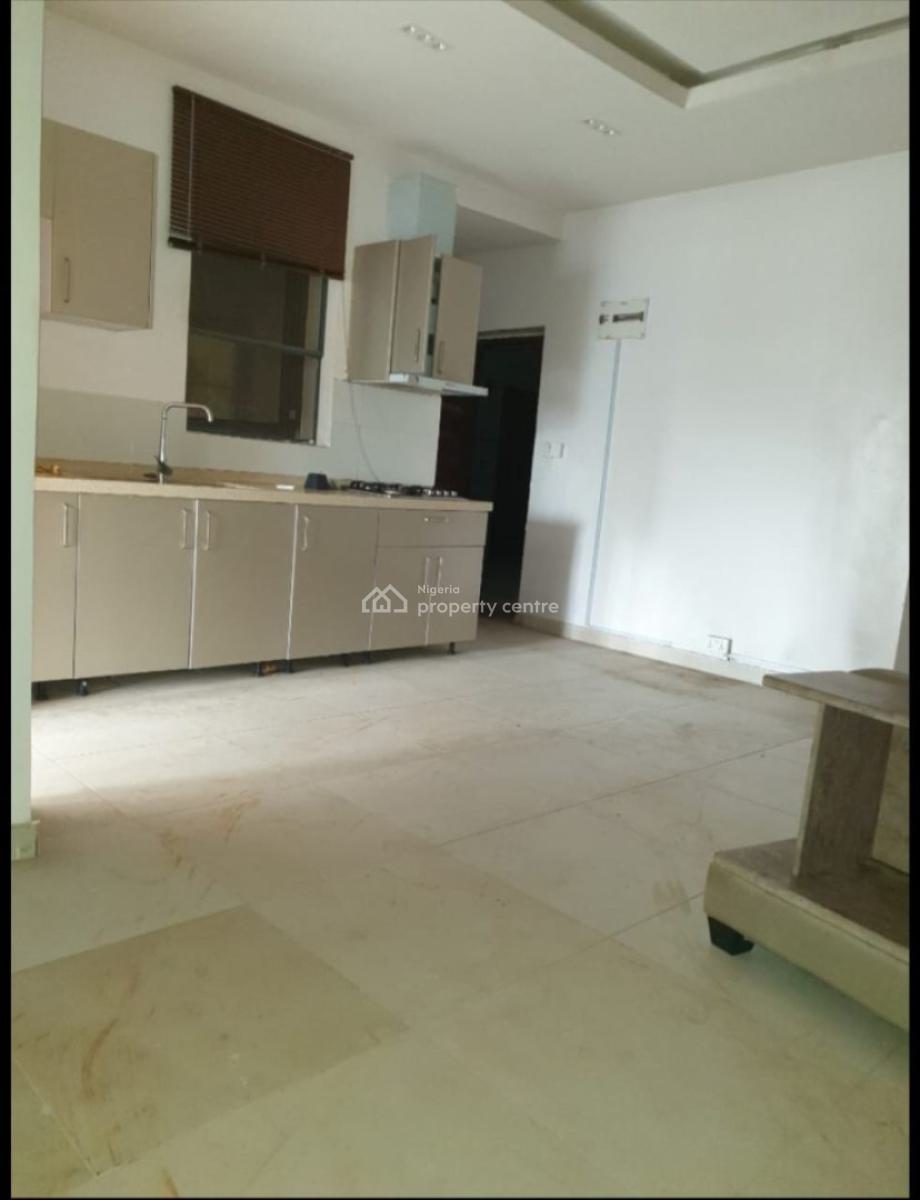 Standard & Serviced 1-bedroom Mini-flat, Ologolo, Lekki, Lagos, Mini Flat (room and Parlour) for Rent