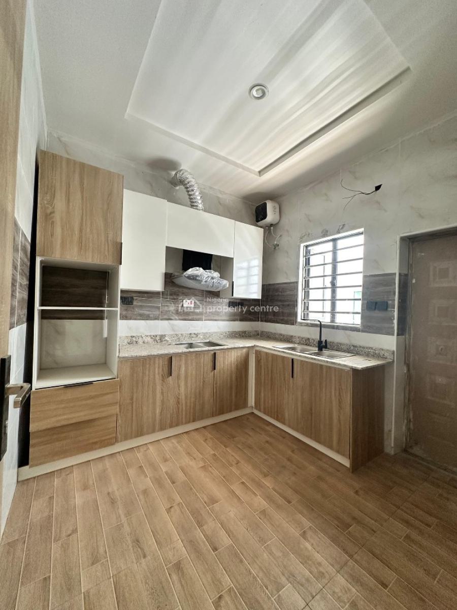 Spaciously  Built 2 Bedroom Apartment, Ajah, Lagos, Flat / Apartment for Sale