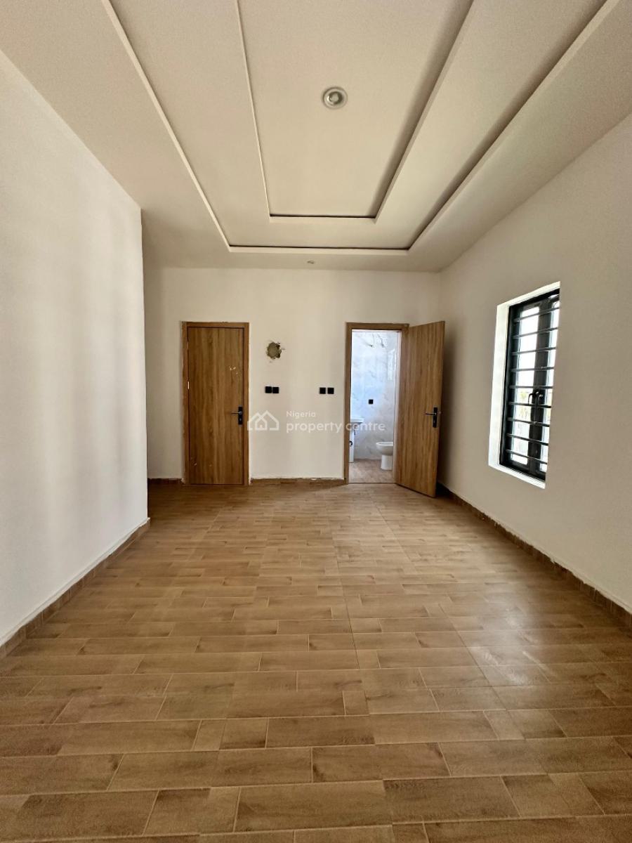 Spaciously  Built 2 Bedroom Apartment, Ajah, Lagos, Flat / Apartment for Sale