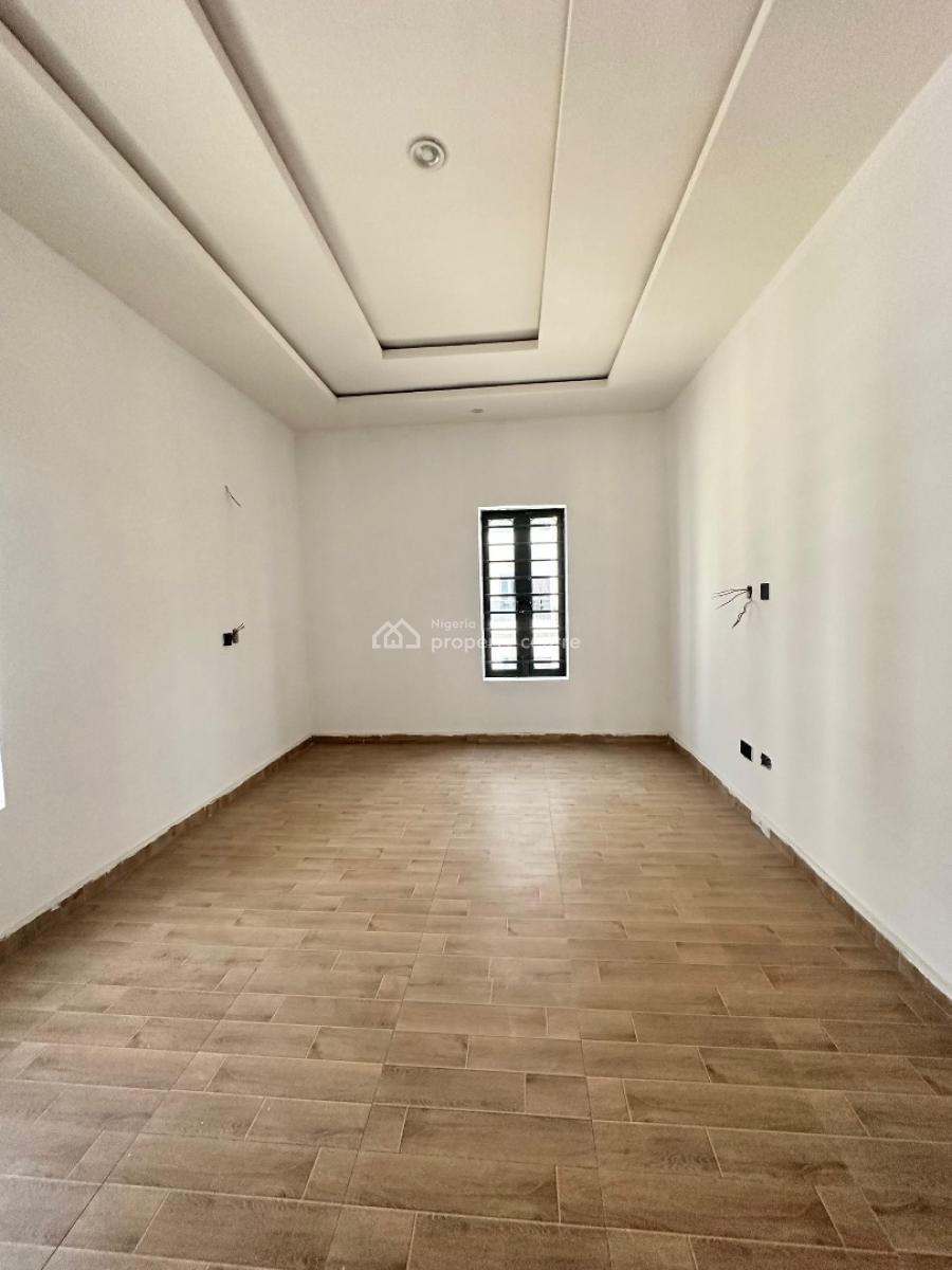 Spaciously  Built 2 Bedroom Apartment, Ajah, Lagos, Flat / Apartment for Sale