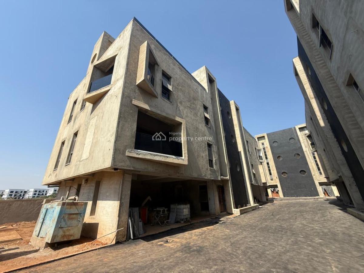 5 Bedroom Semi Detached Duplex with Bq, Maitama District, Abuja, Semi-detached Duplex for Sale