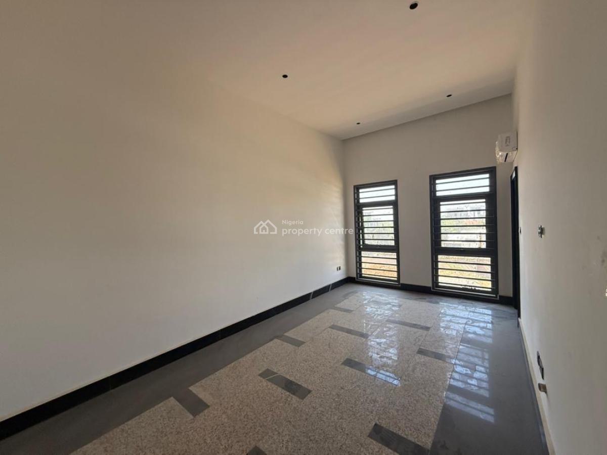 5 Bedroom Semi Detached Duplex with Bq, Maitama District, Abuja, Semi-detached Duplex for Sale