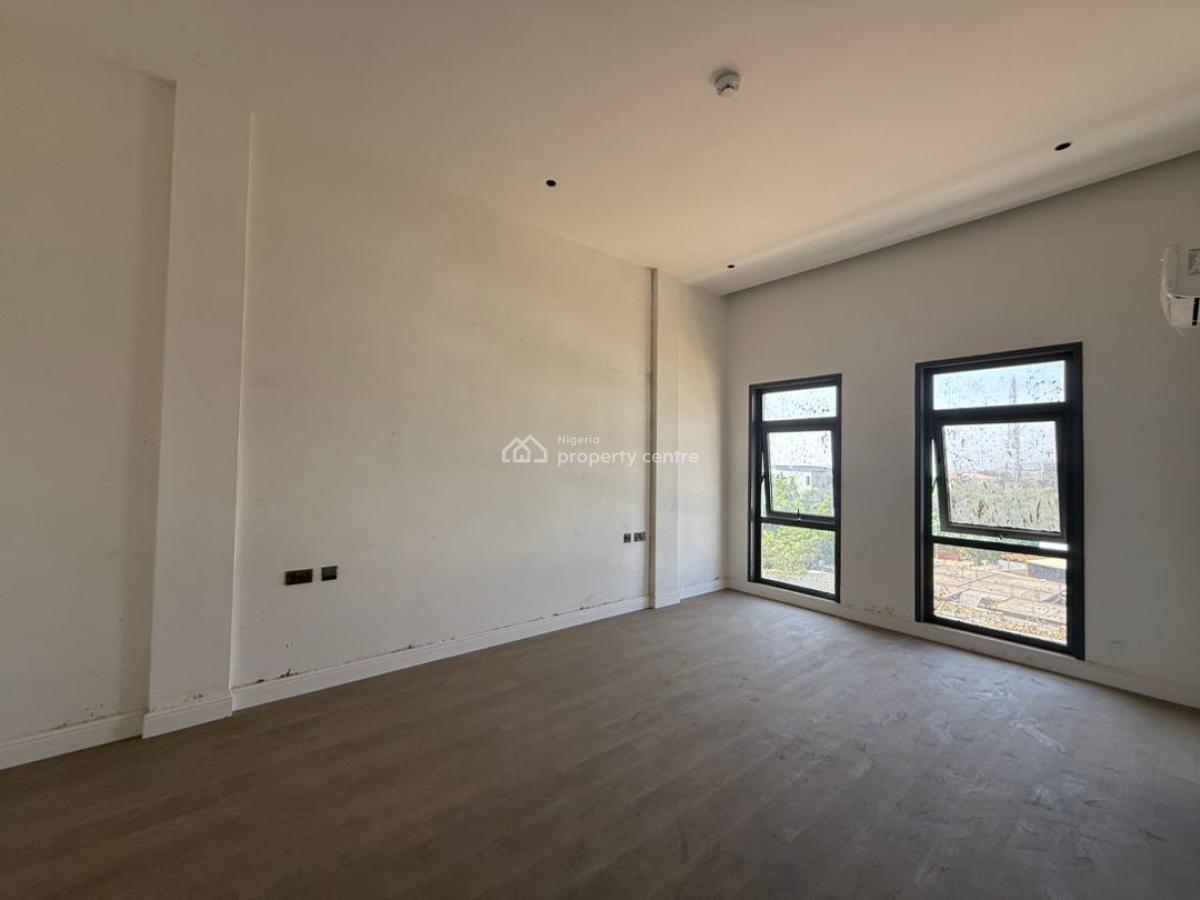 5 Bedroom Semi Detached Duplex with Bq, Maitama District, Abuja, Semi-detached Duplex for Sale