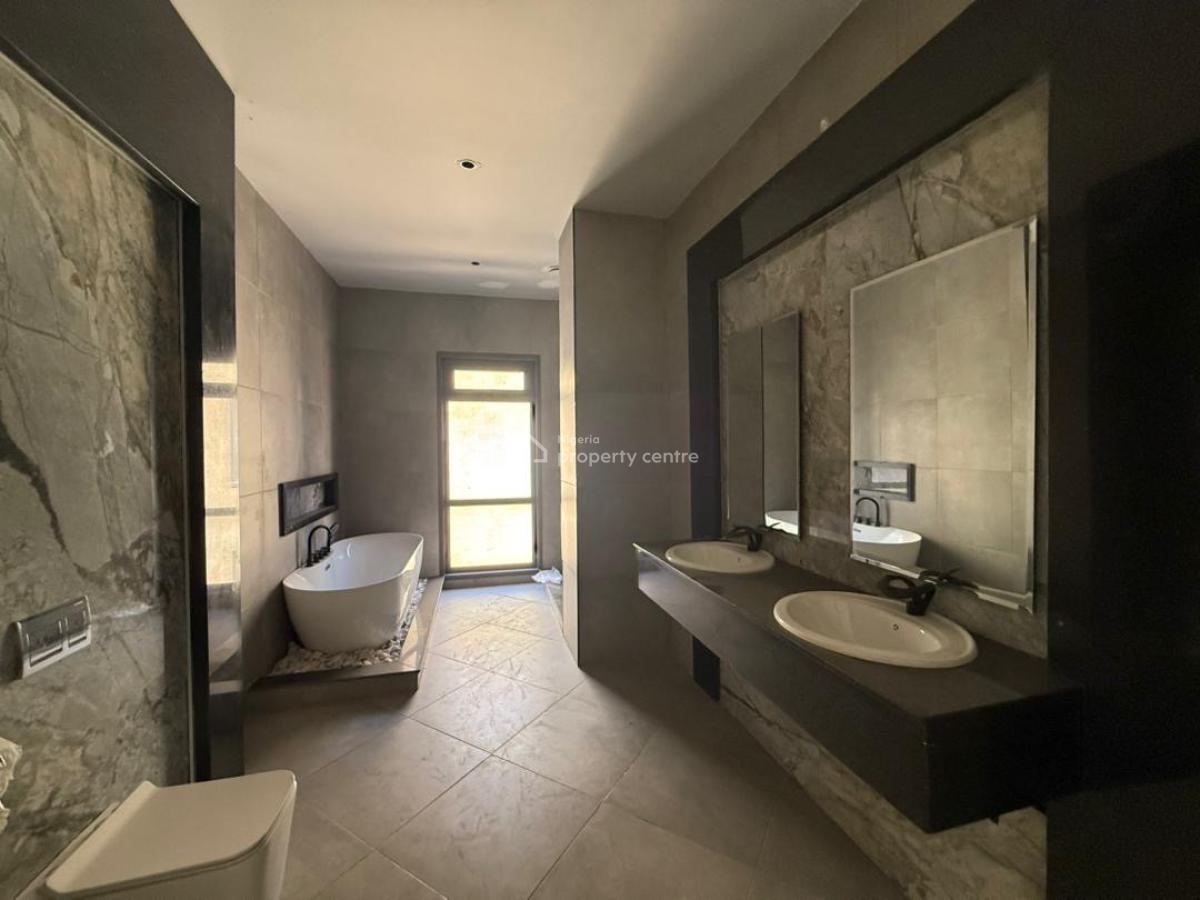 5 Bedroom Semi Detached Duplex with Bq, Maitama District, Abuja, Semi-detached Duplex for Sale