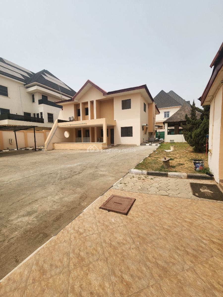 Well Built 6 Bedroom Duplex for Lease, Off Ibb Way, Maitama District, Abuja, Detached Duplex for Rent