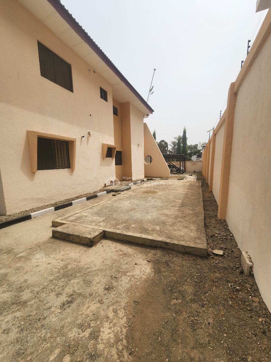 Well Built 6 Bedroom Duplex for Lease, Off Ibb Way, Maitama District, Abuja, Detached Duplex for Rent