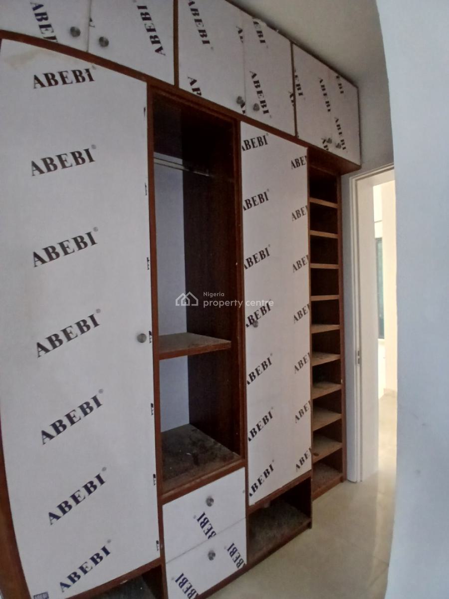 3 Bedroom Apartment, Lekki Phase 1, Lekki, Lagos, Flat / Apartment for Rent