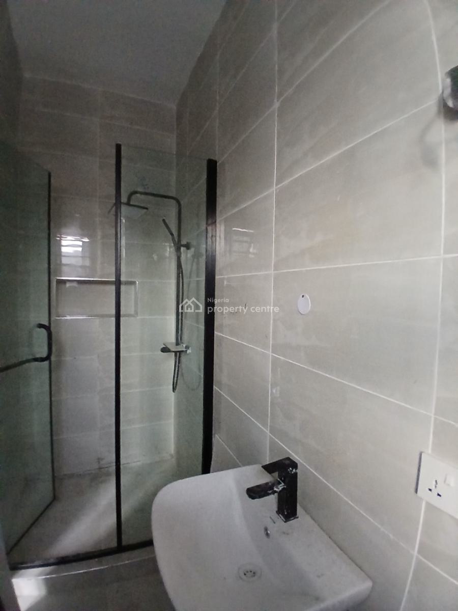 3 Bedroom Apartment, Lekki Phase 1, Lekki, Lagos, Flat / Apartment for Rent