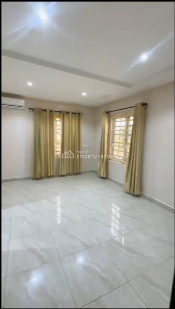 Luxury 5-bedroom Semi-detached Duplex with Bq, Wuye, Abuja, Semi-detached Duplex for Rent