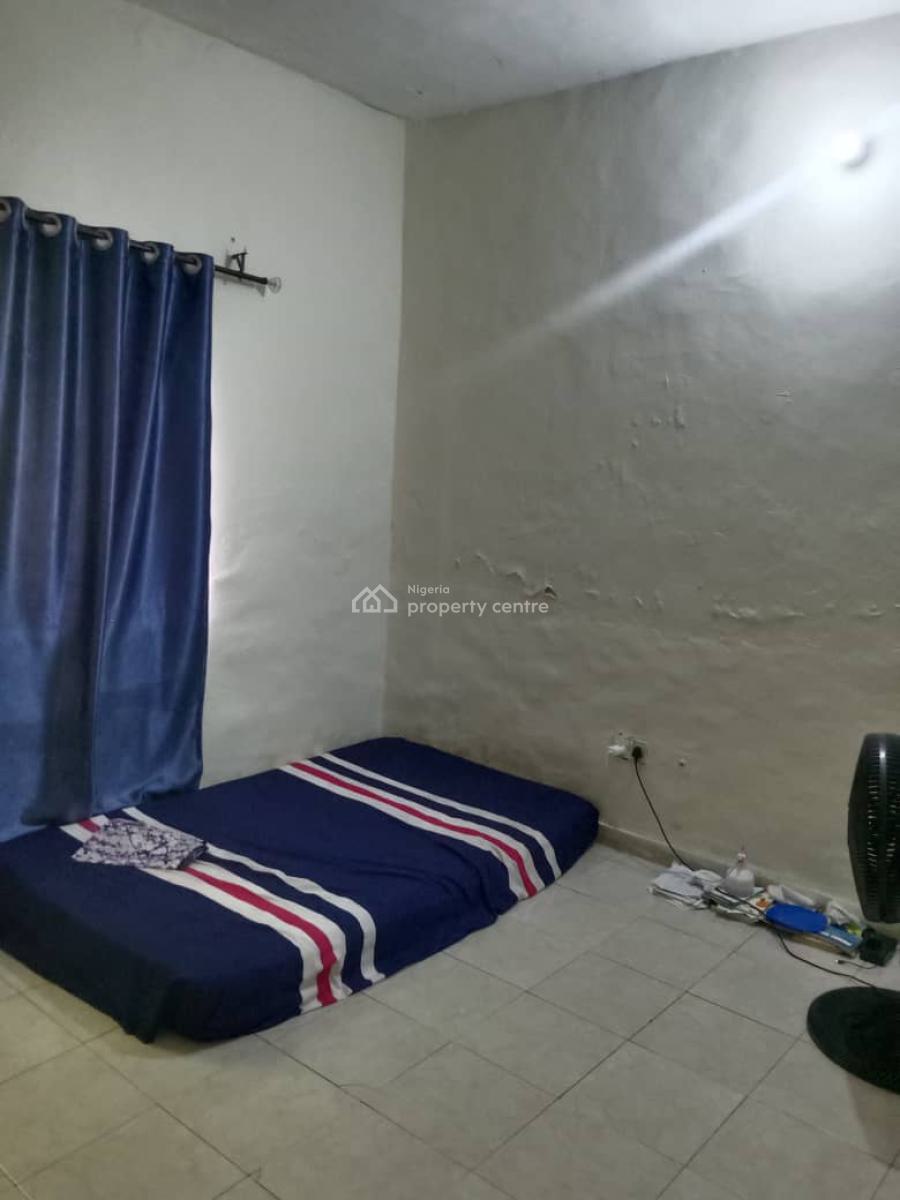 Single Room Shared Apartment, Langbasa Road, Ajah, Lagos, Flat / Apartment for Rent