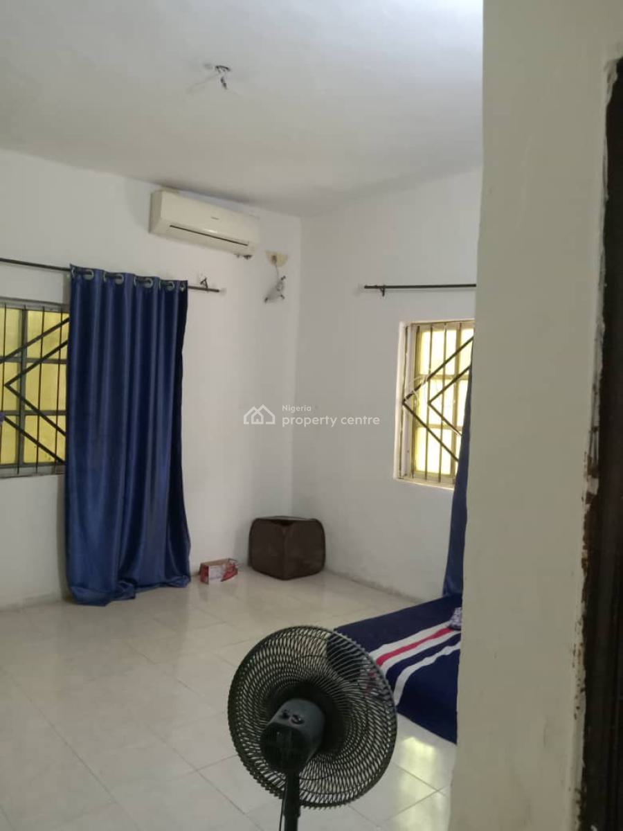 Single Room Shared Apartment, Langbasa Road, Ajah, Lagos, Flat / Apartment for Rent