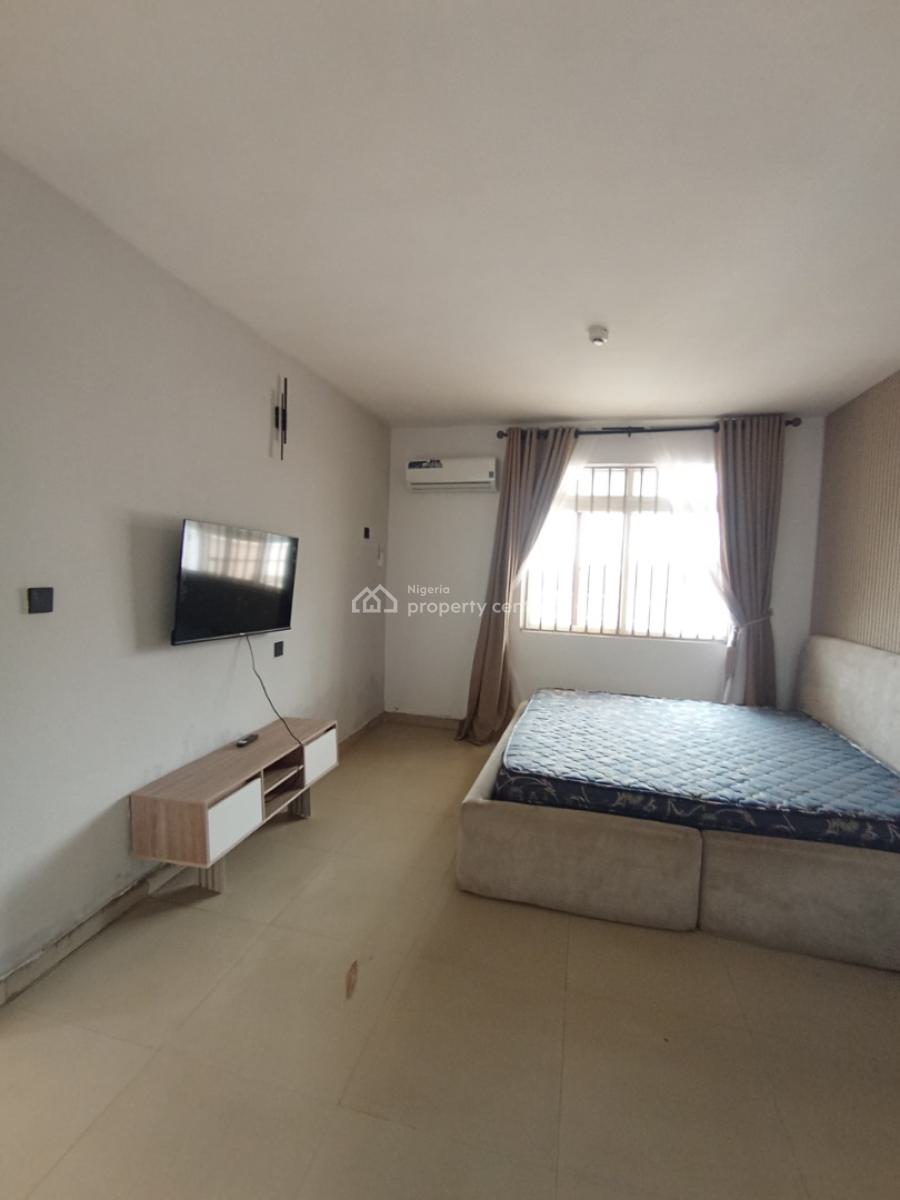 Furnished 3 Bedroom Apartment with Swimming Pool, Lekki Phase 1, Lekki, Lagos, Flat / Apartment for Rent