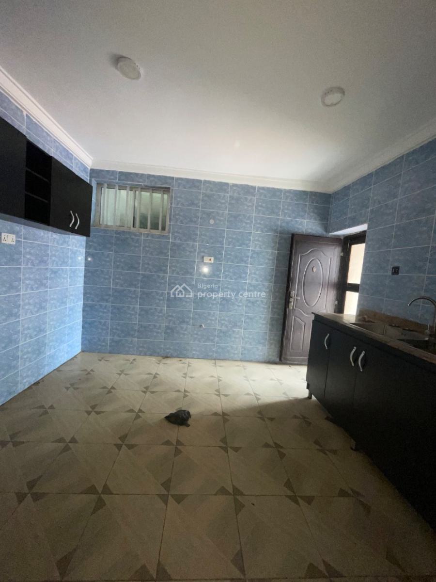 a Spacious 3 Bedroom Apartment, Mobil Road Ilaje Ajah, Lekki, Lagos, Flat / Apartment for Rent