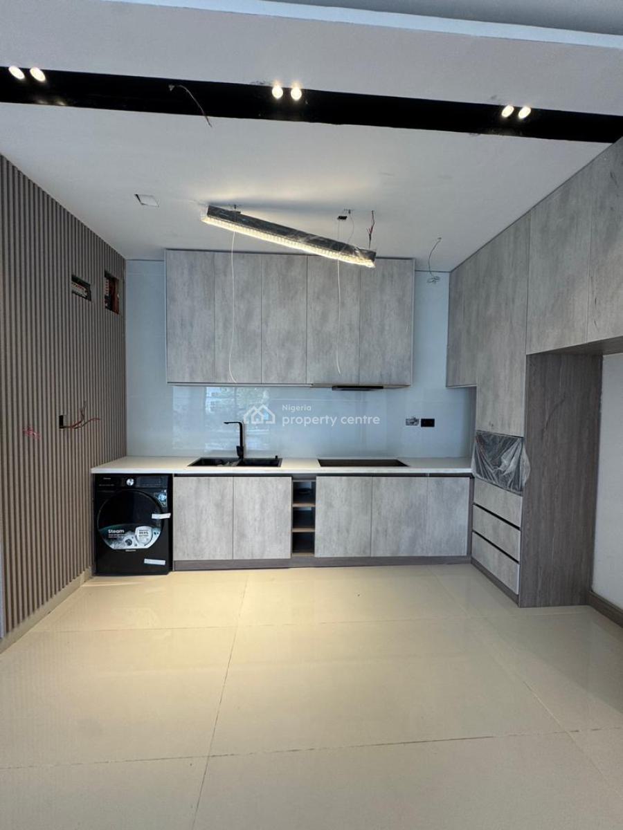 Aesthetically Pleasing, Investment Worthy 3 Bedroom Apartment  , Swimming Pool, Lekki Phase 1, Lekki, Lagos, Flat / Apartment for Sale