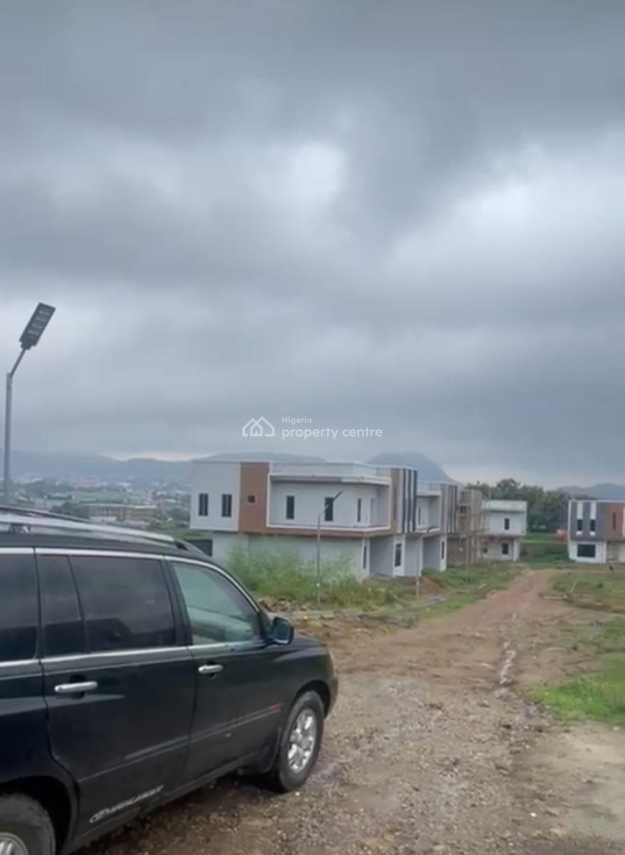Flat Estate Land, Along Kubwa Express Way After Nipco Fuel Station, Karsana, Karsana, Abuja, Mixed-use Land for Sale