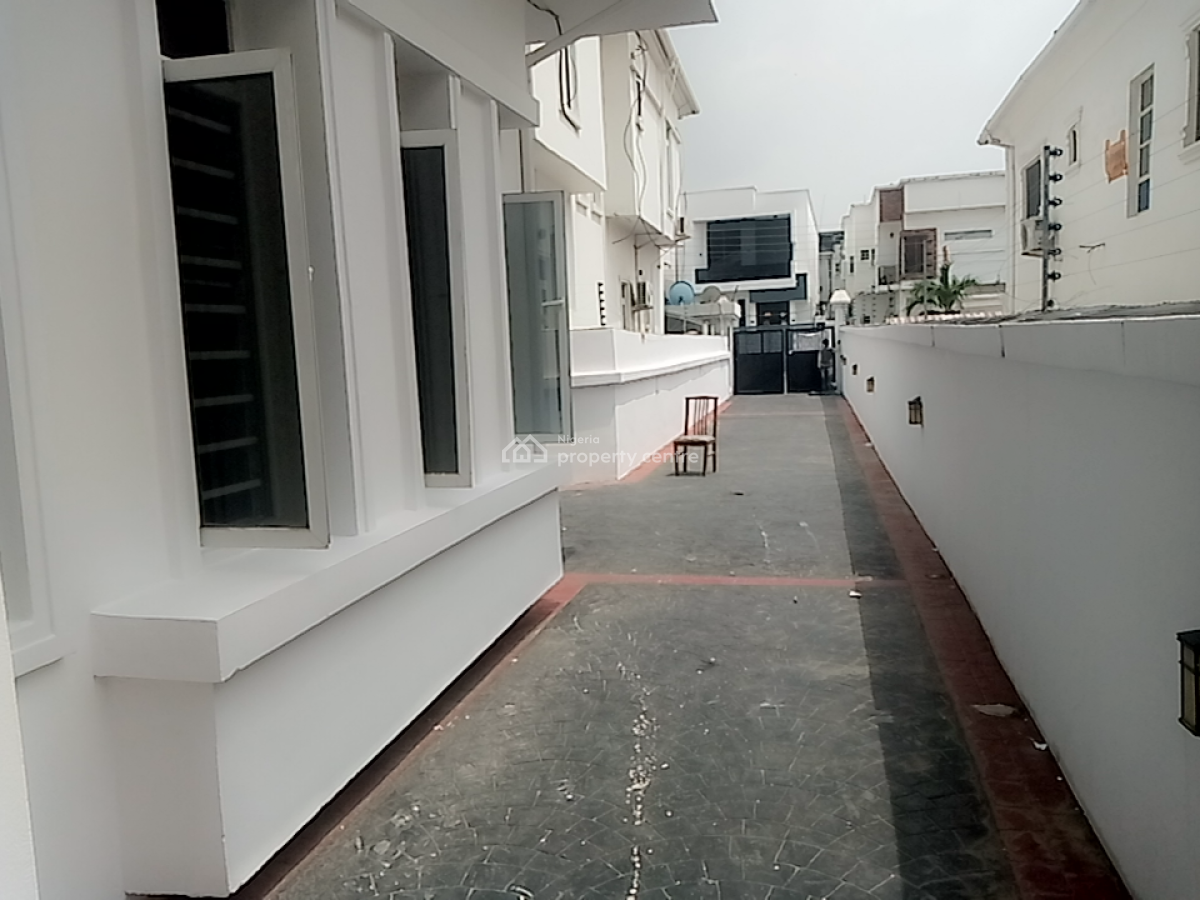 a Neatly and Massively Built 5 Bedroom Fully Detached Duplex and a Bq, Osapa, Lekki, Lagos, Detached Duplex for Rent