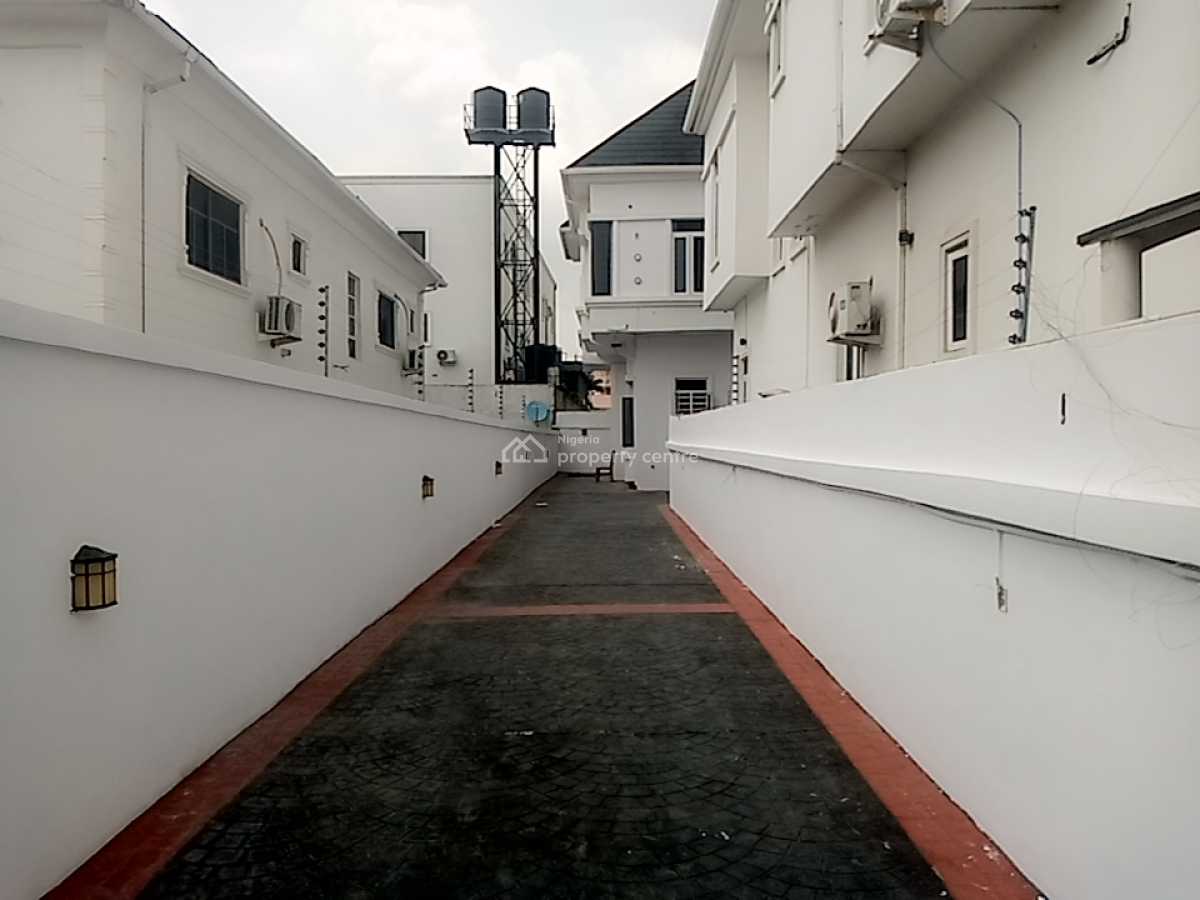 a Neatly and Massively Built 5 Bedroom Fully Detached Duplex and a Bq, Osapa, Lekki, Lagos, Detached Duplex for Rent