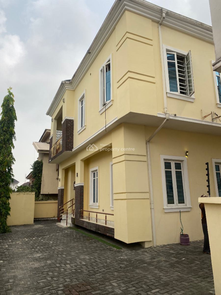 a Beautiful and Spacious Bedroom Upstairs Available, Chevy View Estate, Lekki, Lagos, Self Contain (single Rooms) for Rent