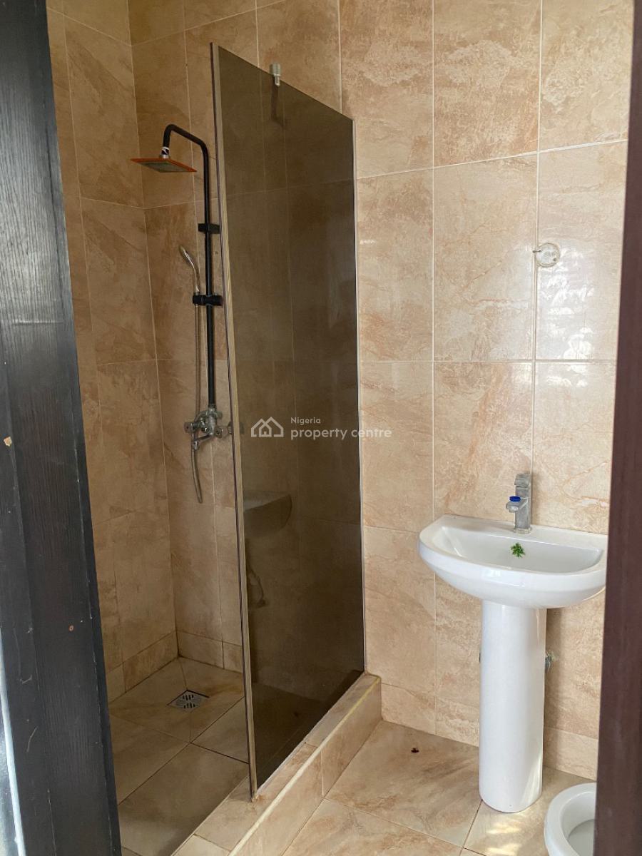 a Beautiful and Spacious Bedroom Upstairs Available, Chevy View Estate, Lekki, Lagos, Self Contain (single Rooms) for Rent