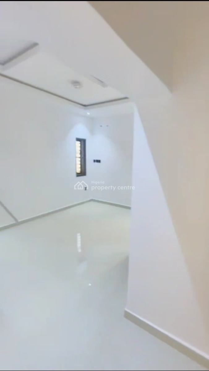 Luxury 3-bedroom Flat, Jahi, Abuja, Block of Flats for Sale