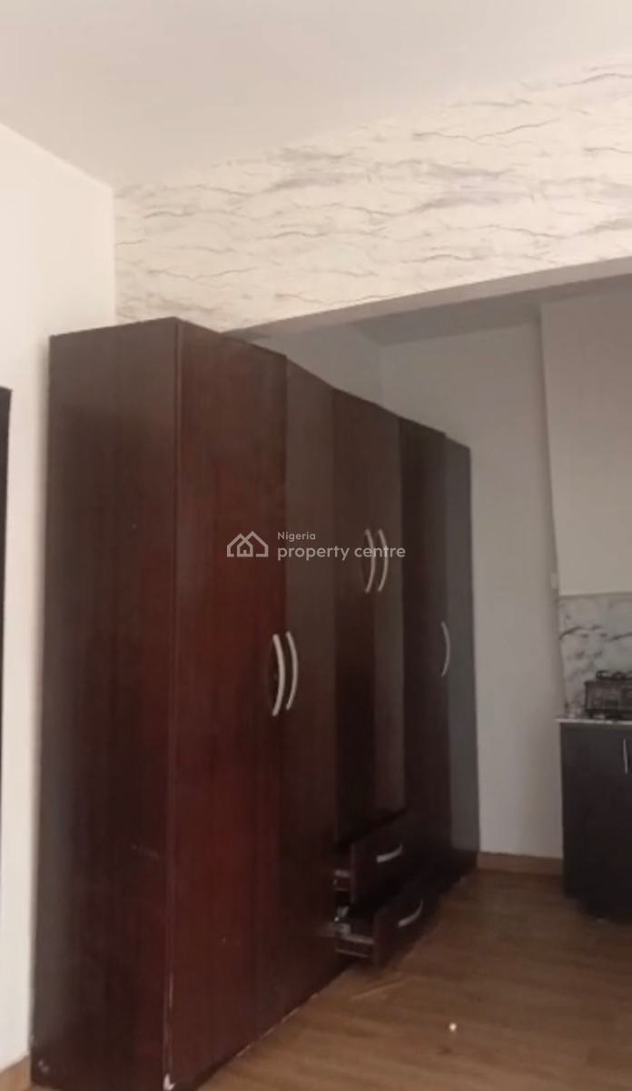 Spacious Self Contain Available with Open Kitchen and Jacuzzi, Chevron, Lekki Expressway, Lekki, Lagos, Self Contain (single Rooms) for Rent