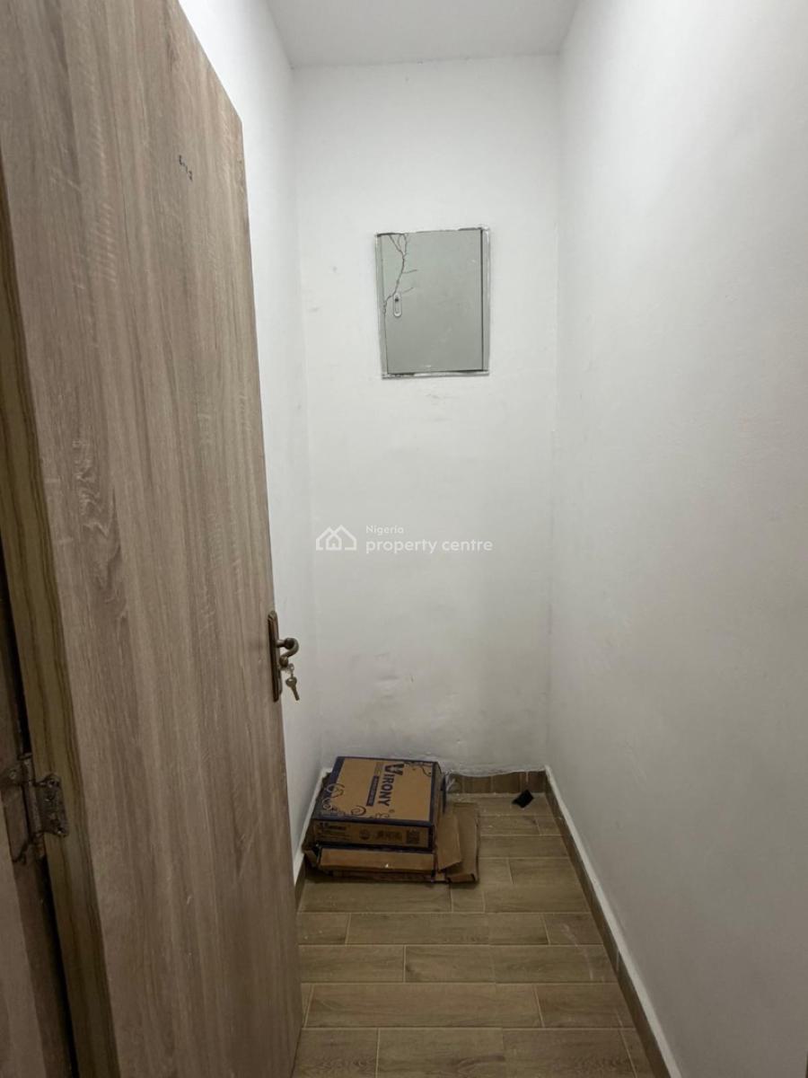 Fully Serviced 4 Bedroom Terrace with Pool, Atlantic View Estate, Alpha Beach Road, Lekki, Lagos, Terraced Duplex for Rent