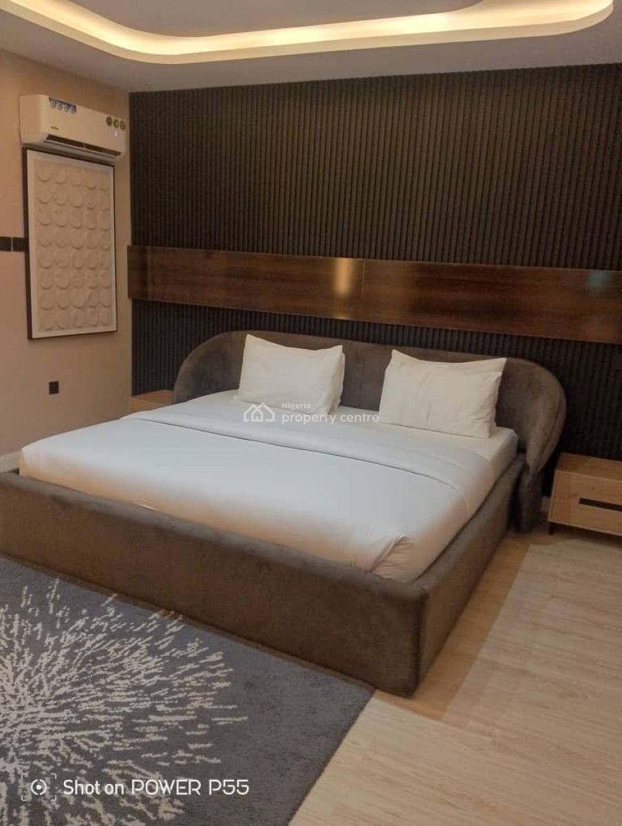 Unique 2 Bedroom with Bathtub, Balcony, Pool & Elevator, 23 Mac Donald Road, Ikoyi, Lagos, Flat / Apartment Short Let